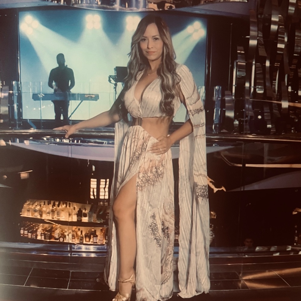 Fashion nova cut out dress